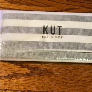 Kit from the Kloth wallet